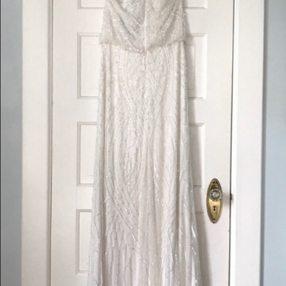 Gorgeous Beaded Wedding/Formal Dress - Picture 4 of 5